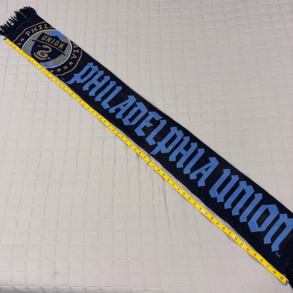 Adidas MLS Philadelphia Union Scarf Knit Fringe Soccer - Picture 9 of 13